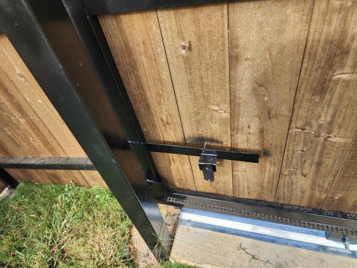 Jieli sliding gate opener at property entrance customer photo